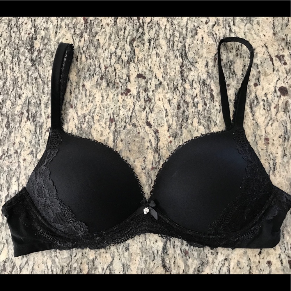 Body by Victoria No-Wire 34D Bra